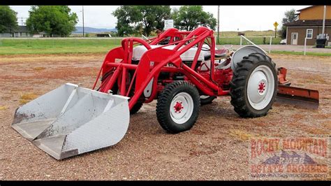 Ford 8N Tractor With Loader & 3 Point Swivel Tilt Back Blade Sells At Wyoming Auction - YouTube