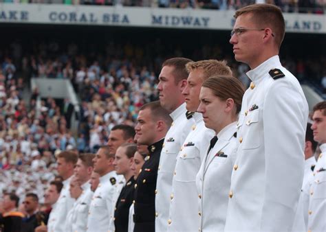 DVIDS - Images - Naval Academy Graduation [Image 1 of 4]