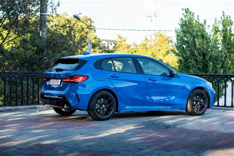 REVIEW TEST DRIVE: 2019 BMW 120d xDrive Hatchback