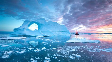 Sail Greenland & the Northern Lights - Steppes Travel