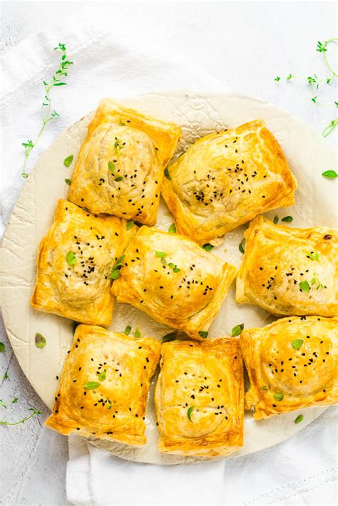 Cheese & Onion Rolls - Happy Veggie Kitchen