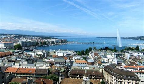 10 Self-Guided Walking Tours in Geneva, Switzerland + Maps