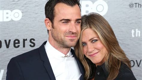 Hollywood Actress Jennifer Aniston Marries Justin Theroux. E! News confirms. The actress married ...