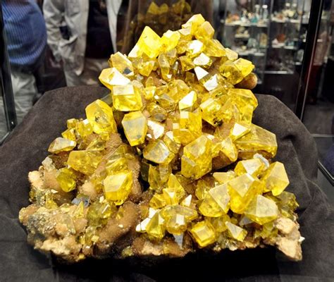 Mineral News | March 2012 | Gems and minerals, Rocks and minerals ...