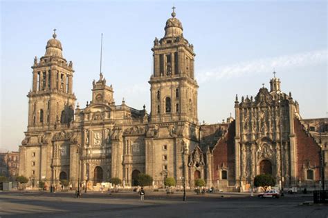 Catedral Metropolitana, el mayor templo de Latinoamérica - En México