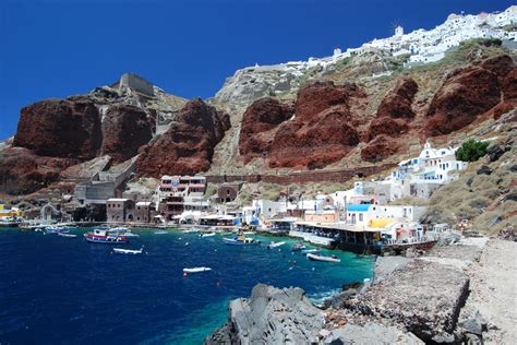 aae18-ammoudi-port-santorini-greece1152_12759149528-tpfil02aw-4267 | grant + lucy :: romance