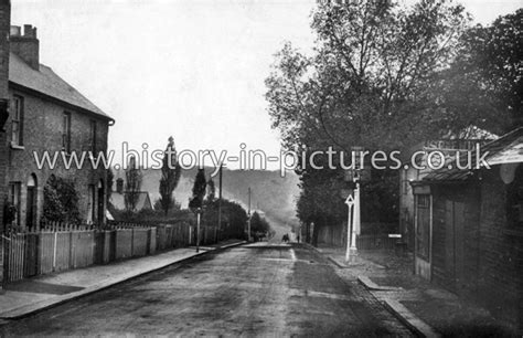 Street Scenes - Great Britain - England - London - North London - Southgate - Chase Road ...