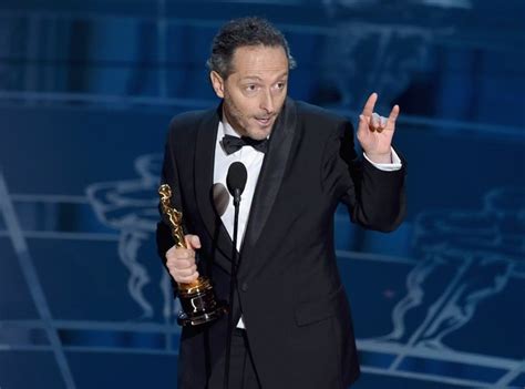 Emmanuel Lubezki accepts the Best Cinematography Award for 'Birdman - Oscars... - Classic FM