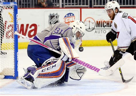 Seeing the save - Photos: Life in minor-league hockey - ESPN