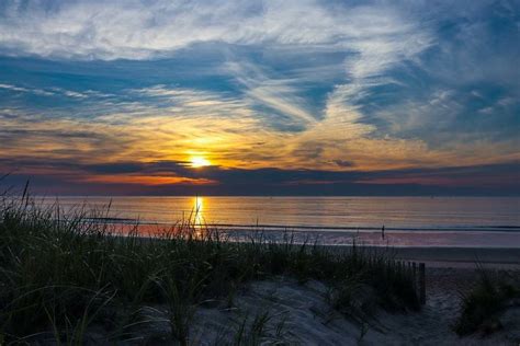 Pin by Markus Areleias on Salisbury Beach, Ma | Salisbury beach, Sunset ...