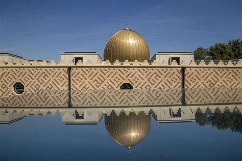 Cambridge Mosque: UK’s First Green Mosque with An Awesome Timber Structure