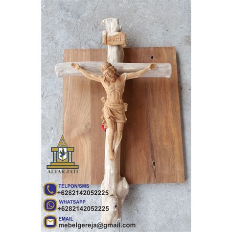 Jual Patung Salib Yesus, Salib Yesus Kayu Jati, Furniture Interior Gereja