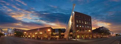 Louisville Slugger Museum & Factory : GoToLouisville.com Official Travel Source