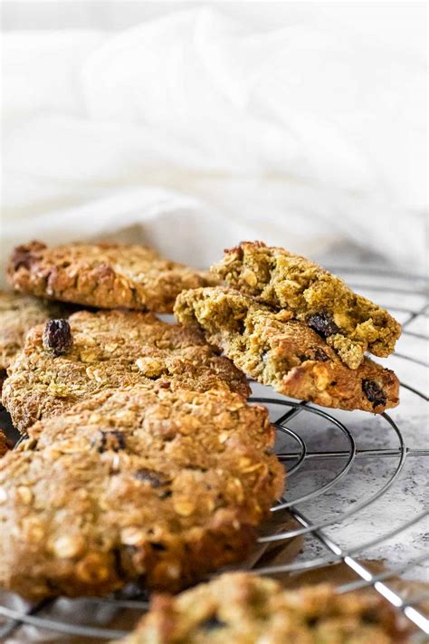 Healthy Vegan Oatmeal Cookies Recipe (sugar free, oil free) - Ve Eat ...