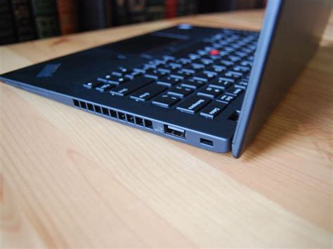 Lenovo ThinkPad X280 Review: Thinner & lighter, but less features | Windows Central