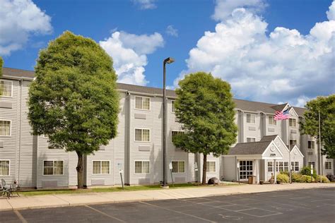 Microtel Inn & Suites by Wyndham Madison East | Madison, WI Hotels