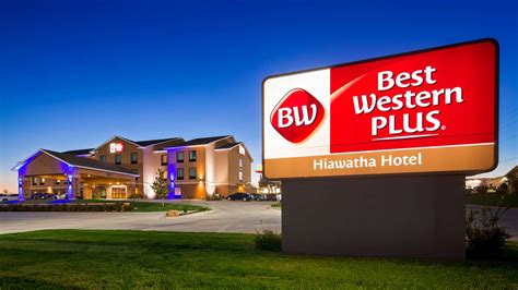 Best Western Plus Hiawatha Hotel | Hotel Rooms