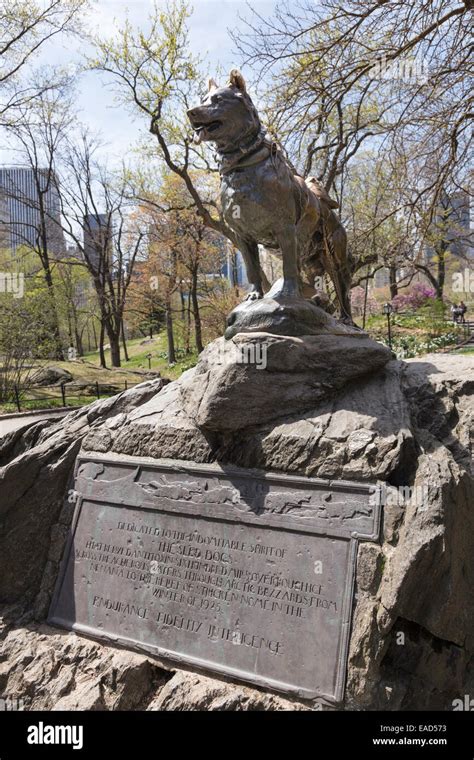 Balto Statue