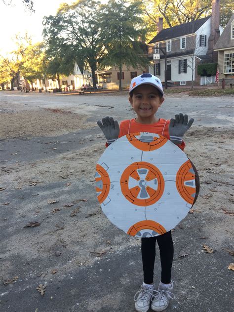 DIY BB8 Costume Family Halloween, Halloween Ideas, Bb8 Costume, Love Stars, Diy Costumes, Scream ...