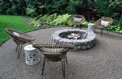 10 Ideas for Landscaping With Gravel