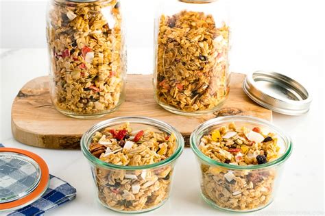 Homemade Fruit Granola (Furugura) 自家製フルグラ • Just One Cookbook