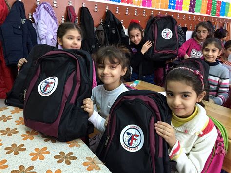 Syrian Children's Charity Focuses on Education - The Muslim Vibe