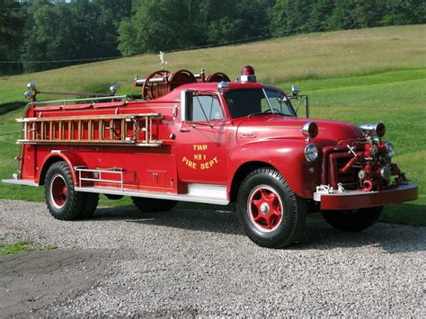 GMC 450 fire truck: Photos, Reviews, News, Specs, Buy car