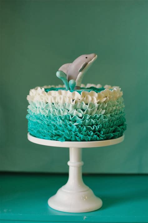 Sugar & Company: Dolphin Cake