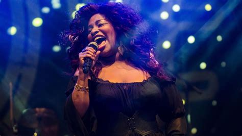 Best Female Soul Singers: 10 Soul Sirens That Deserve Love And Respect ...