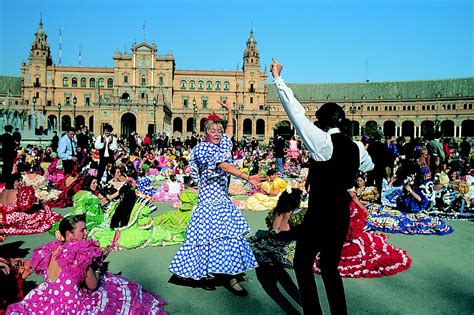 BAILES TÍPICOS DE ANDALUCÍA: SEVILLANAS