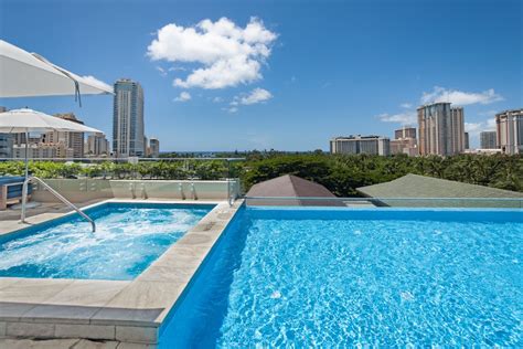 Real Select at the Ritz Carlton Residences, Waikiki Beach in Honolulu ...