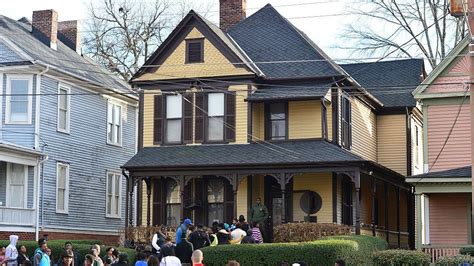 MLK house: Bystanders prevent attempt to burn down Dr King’s birth ...