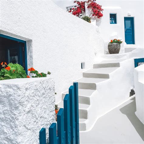 11 Gorgeous Travel Photos of Santorini, Greece