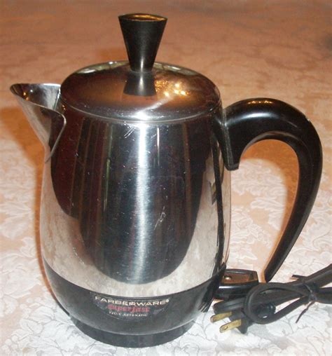 Vintage Farberware 4 Cup Superfast Electric Coffee Pot Small Percolator Maker