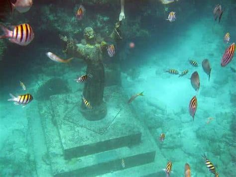 Christ of Abyss – Underwater Pics