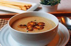 How to make creamy mushroom soup from Food Wishes by John Mitzewich Creamy Mushroom Soup ...