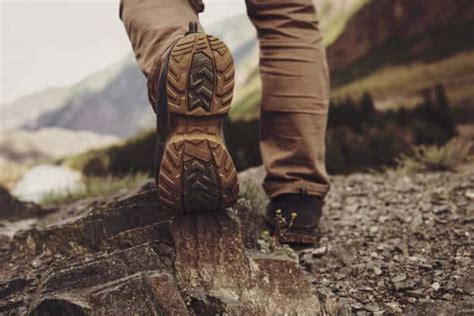 Barefoot Hiking Shoes Review: Hike With Style While Experiencing The ...