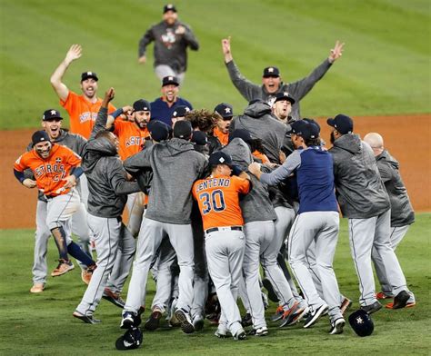 Astros win 1st World Series crown
