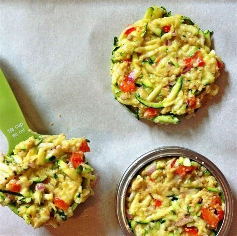 Baked Zucchini Cakes with Roasted Red Pepper Sauce | The Good Hearted Woman