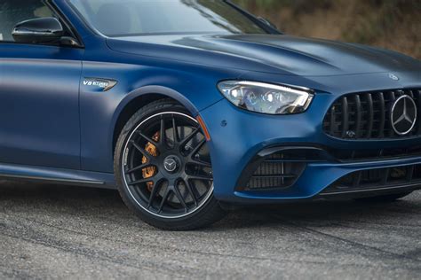 2021 Mercedes-AMG E63 S Wagon is a beautiful blue beast - CNET