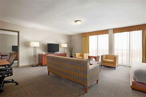 DoubleTree by Hilton Hotel Dallas - DFW Airport North