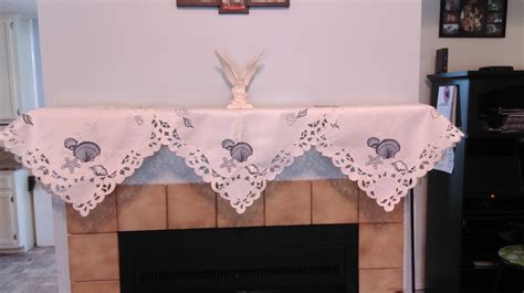 Fireplace Mantel Scarf With Nautical Seashells in Blue on Bleached ...