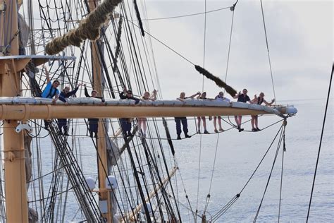 DVIDS - Images - USCGC Eagle crew members spend free time aloft [Image 1 of 3]