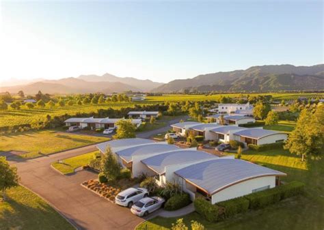 Luxury Accommodation in Marlborough - Luxury Accommodation New Zealand - Onlyluxe Travel ...