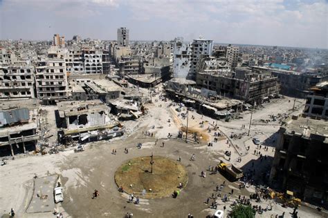 Photos Of Homs Throughout The Syrian War - Business Insider