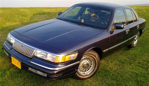 1992 Mercury Grand Marquis LS - Sedan 4.6L V8 auto