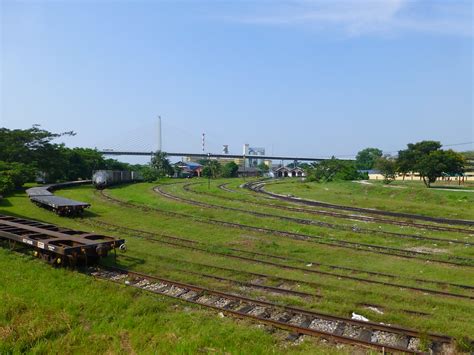 KERETAPI TANAH MELAYU ( KTM, كريتاڤي تانه ملايو & Malayan Railways ...