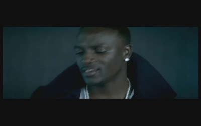 HIGH DEFINITION: Akon Smack That