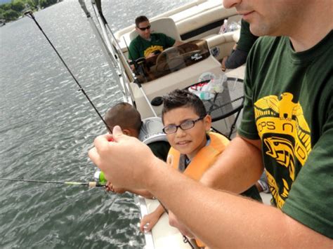 (PHOTOS) Hopkins Police Take Kids Fishing on Lake Minnetonka | Hopkins ...