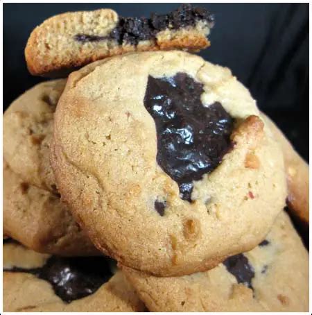 Chocolate Peanut Butter Volcanoes - Cookie Madness